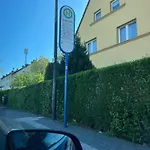 Gr