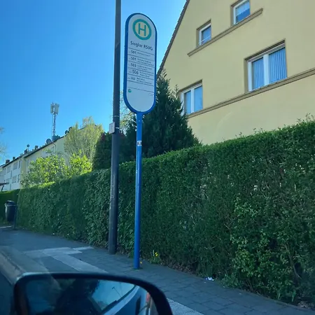 Gr