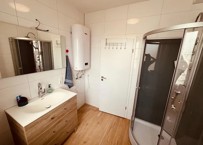 Gr Lejlighed Troisdorf